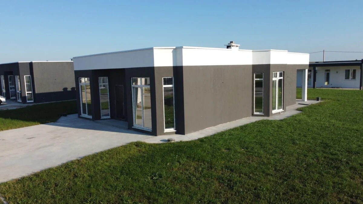 КП «Мадера Вилладж» (Madera Village) (Гурьевский р-н, пос. Авангардное) — панорама корпуса и окружение, застройщик Девелоперская группа «Regera Group», фото 4
